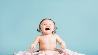 Bebek ağlayınca ne yapılır?