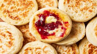 İngilizlerin vazgeçilmez kahvaltılığı: Crumpet 